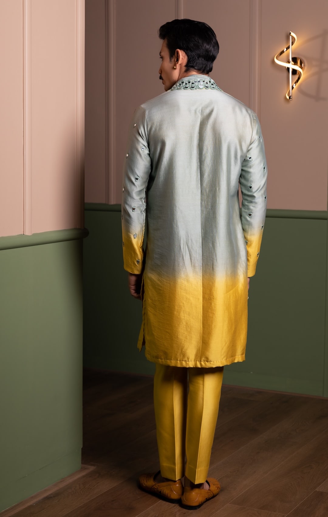Balloon Mirror Ombre Kurta Stole Set