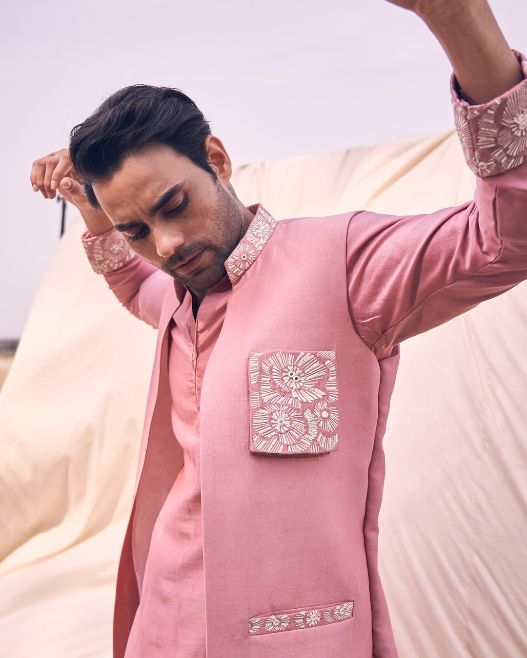 3d Pocket Bandi Set With Rolled Up Sleeves