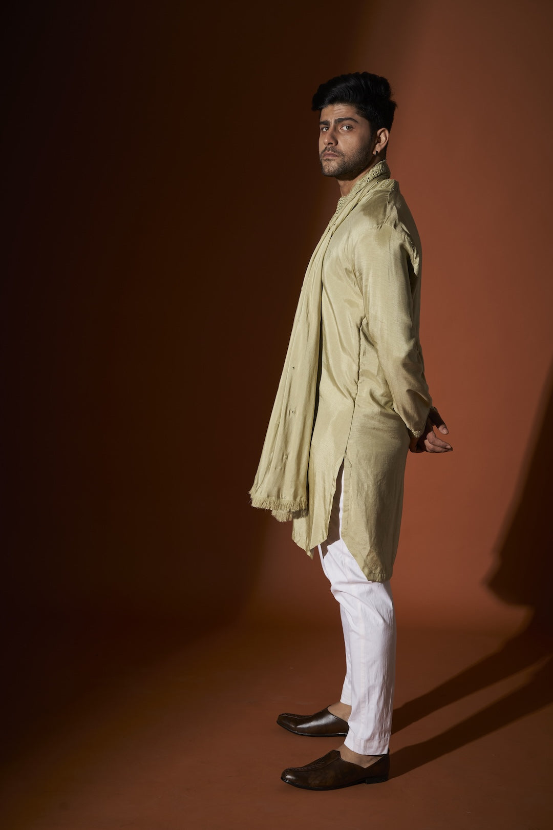 Pre Draped Stole & Kurta Set
