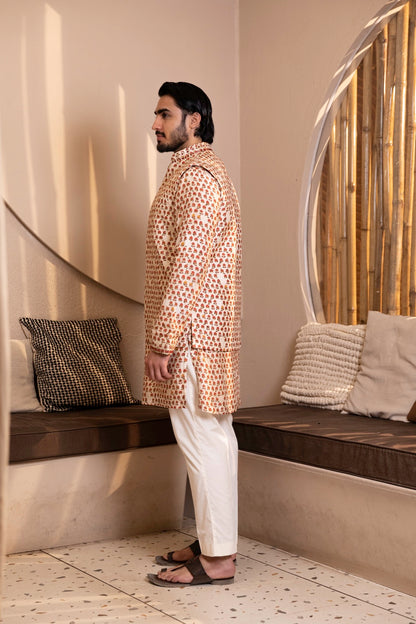 Ivory Mini Buti Kurta Bandi Set