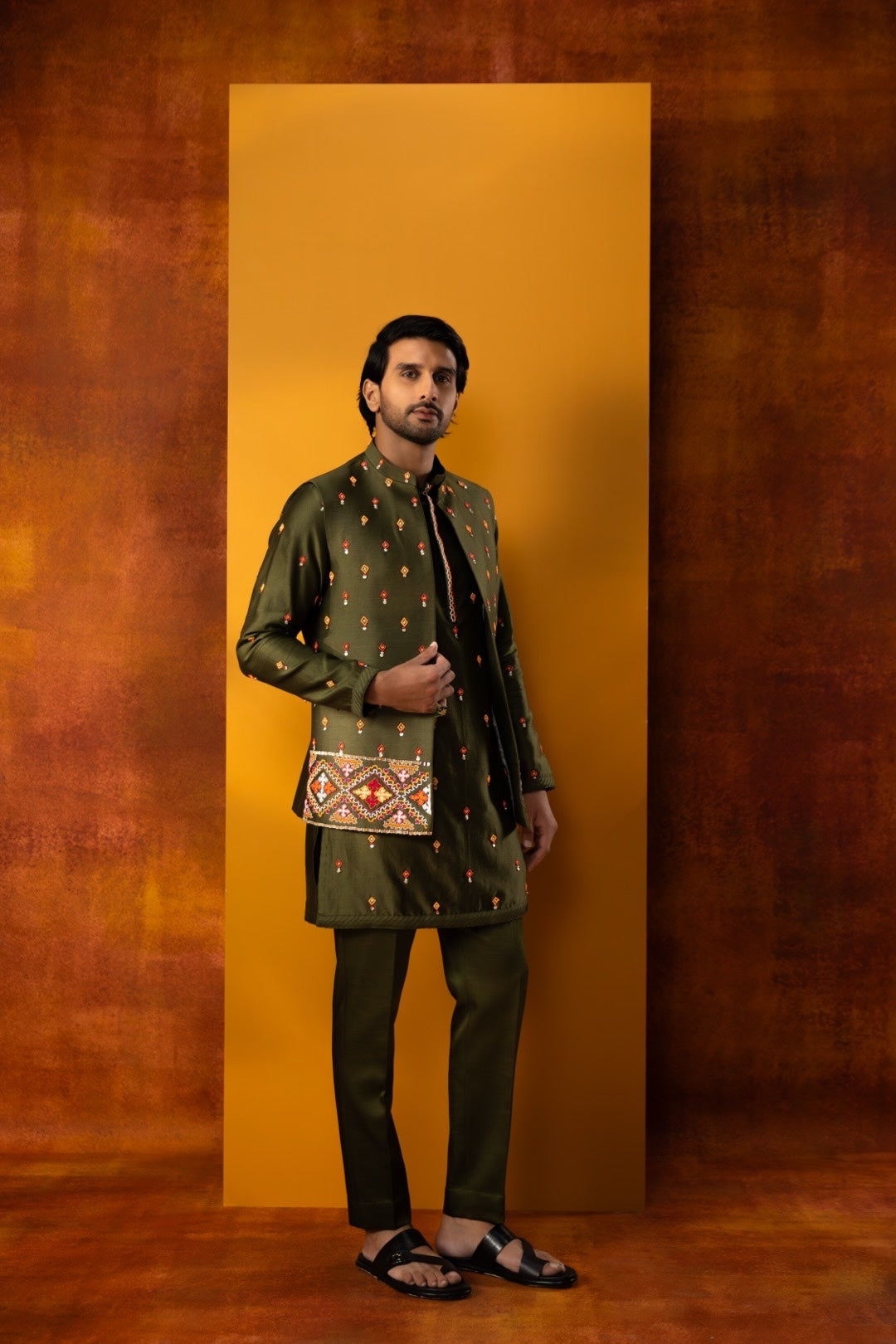 Patola Kurta Bandi Set